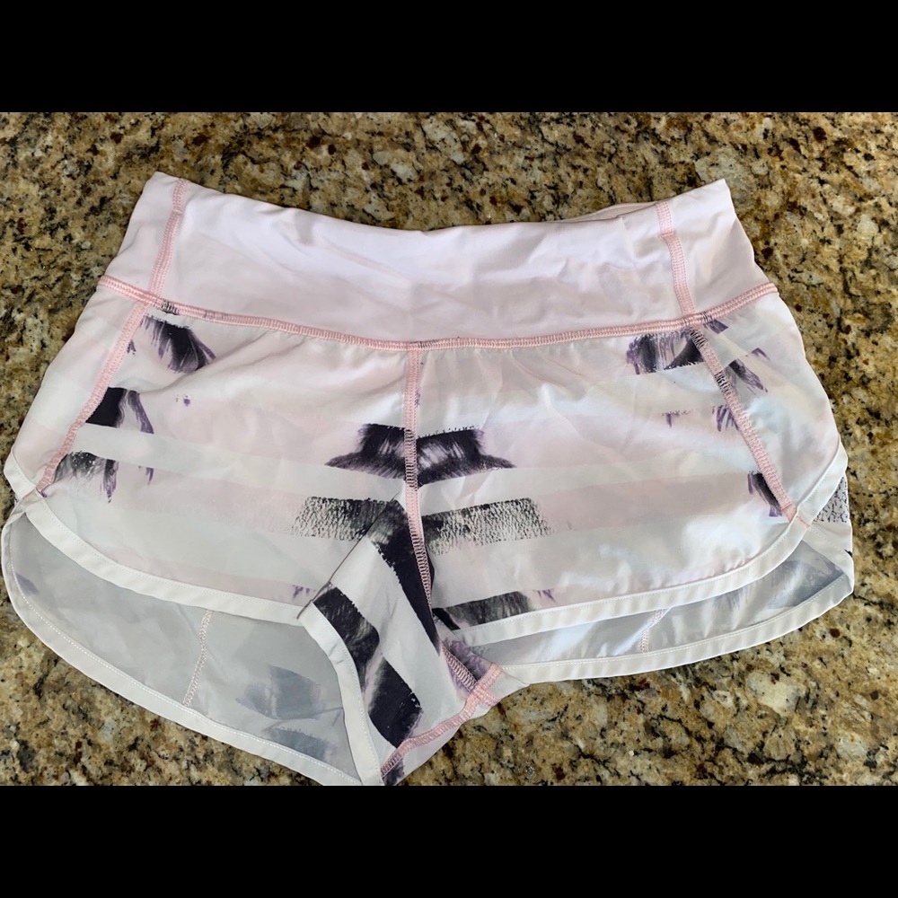 Lululemon Speed Up Shorts 2.5” inseam